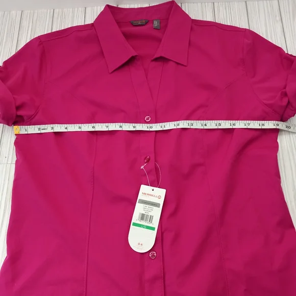 Merrell Core Woven Button Front Collar Top - Picture 10 of 12